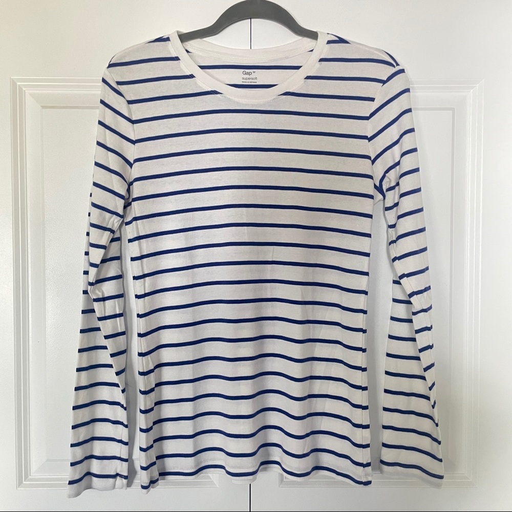 GAP Supersoft Long Sleeve Crew Neck T-Shirt - Sz M